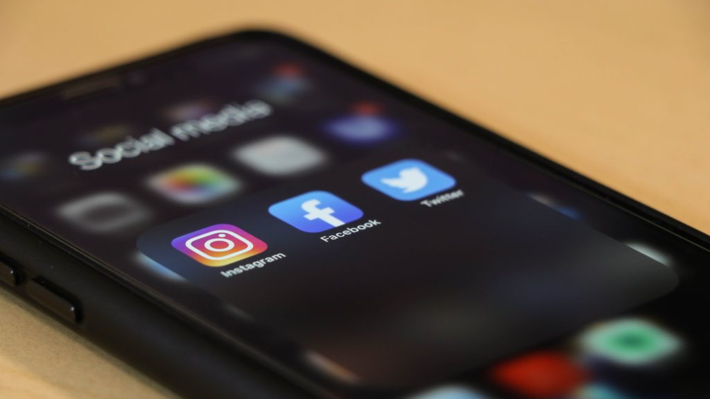 Comment devenir community manager